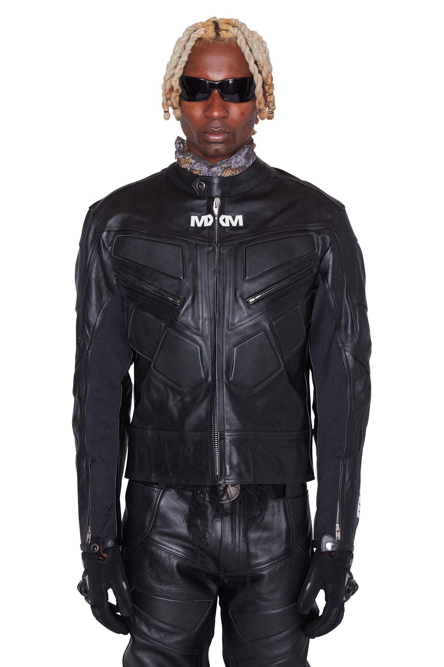 Chaqueta de cuero para motociclista (negra)