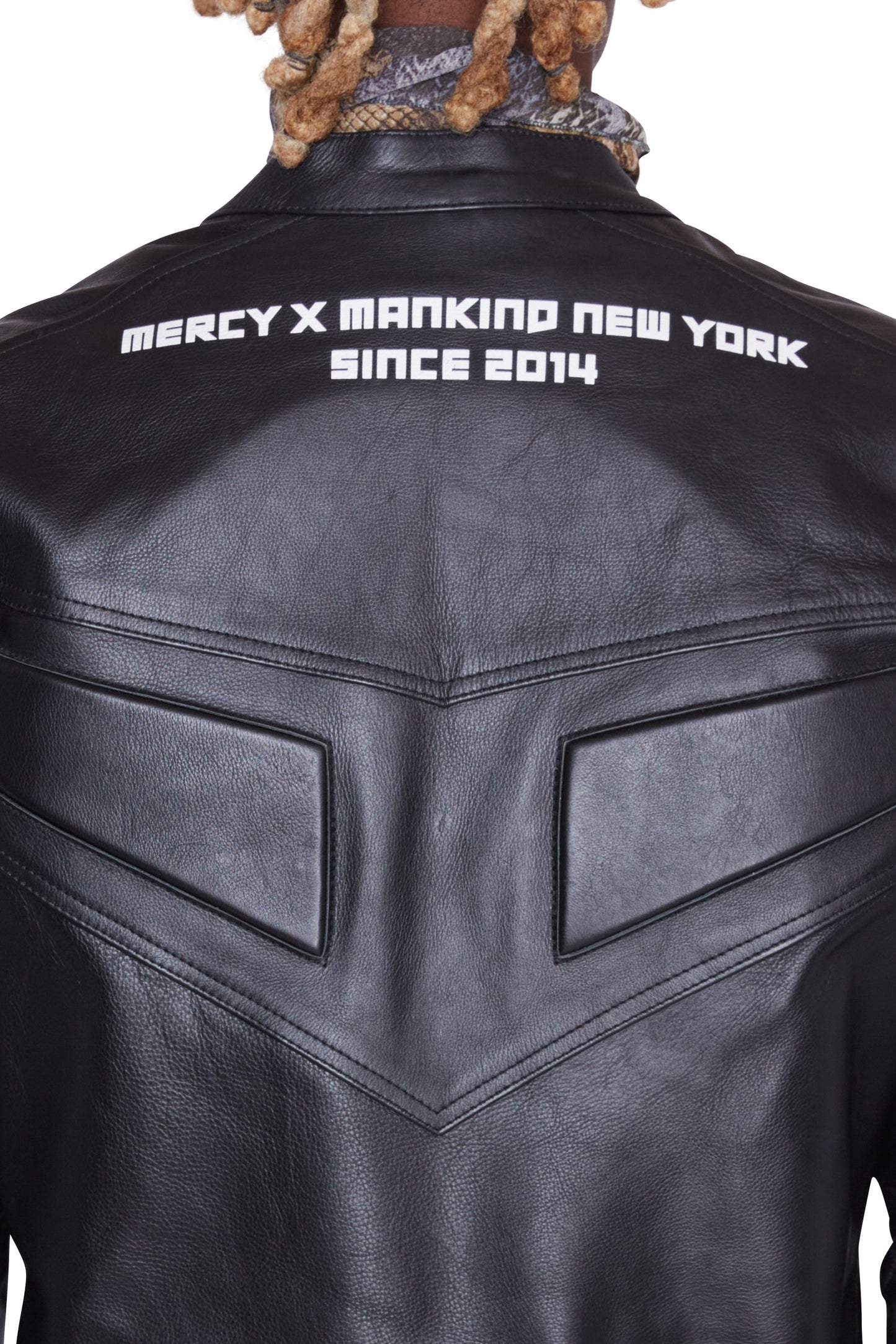 Chaqueta de cuero para motociclista (negra)