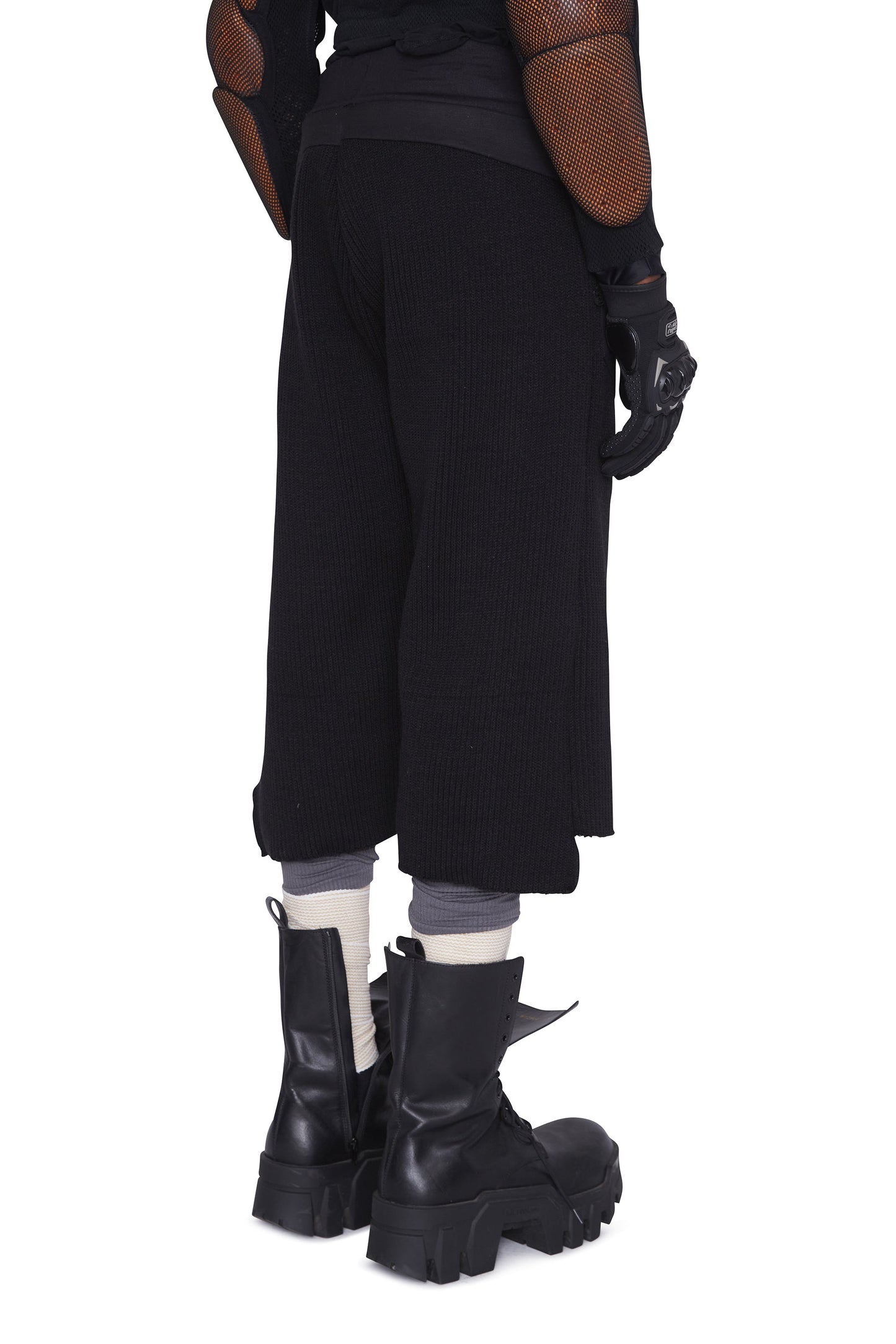 Pantalones cortos con paneles de lona acanalada (negro)