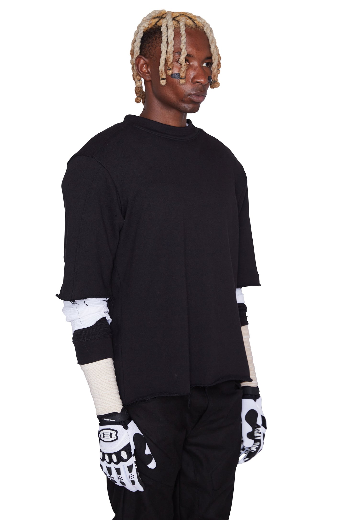 Camiseta con hombreras (negra)