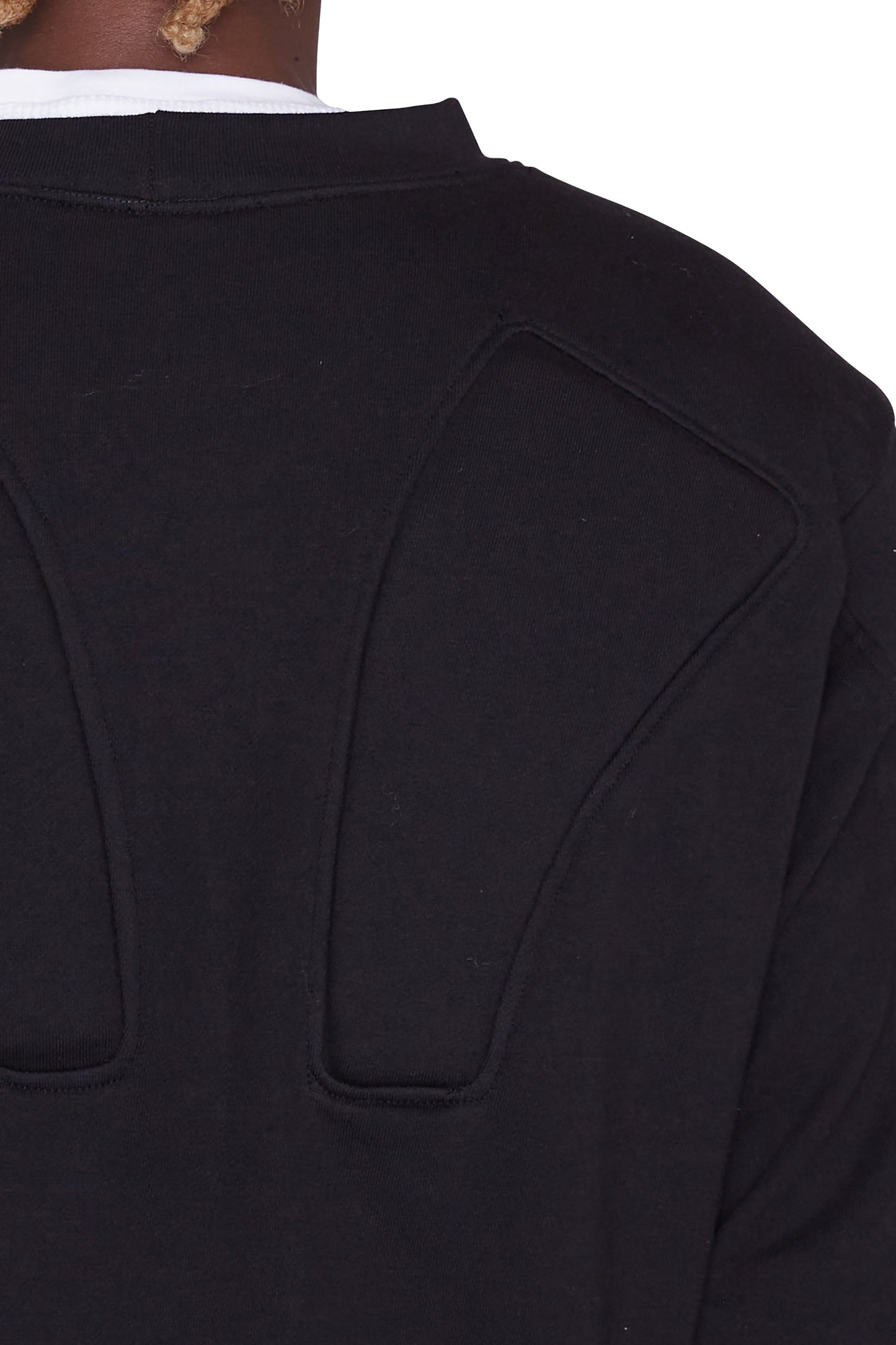 Camiseta con hombreras (negra)