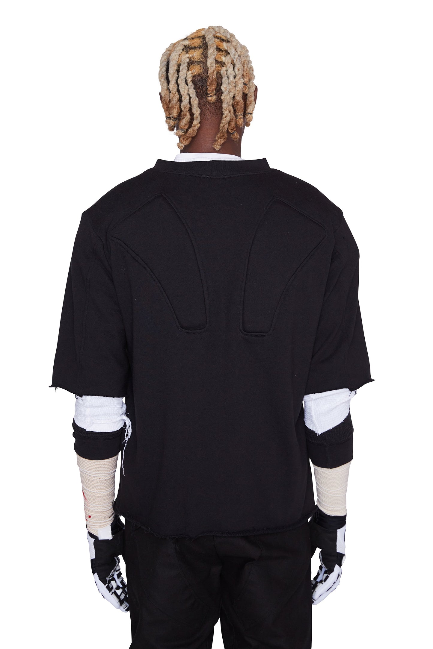 Camiseta con hombreras (negra)