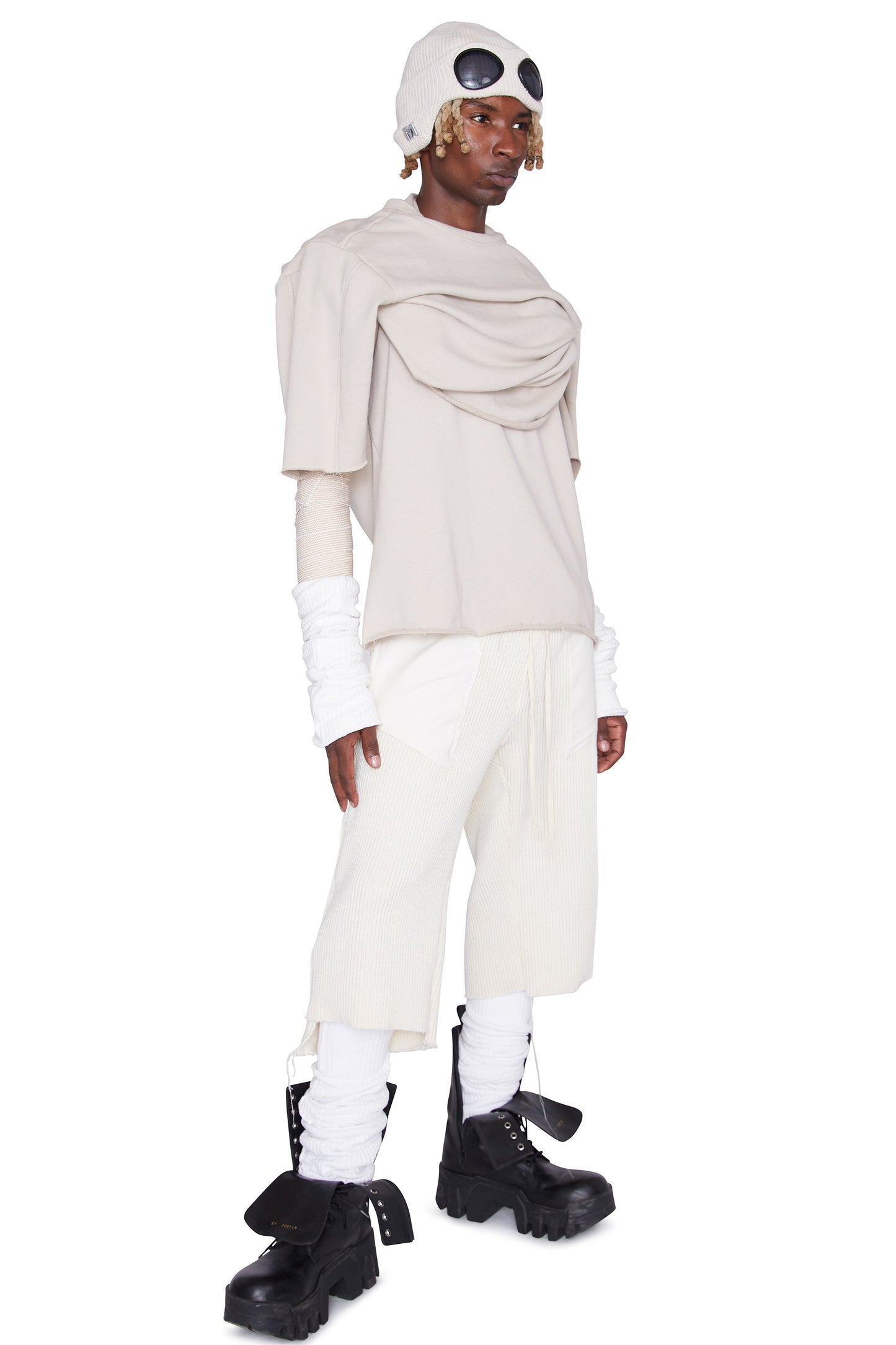 Pantalones cortos con paneles de lona acanalada (blanco)