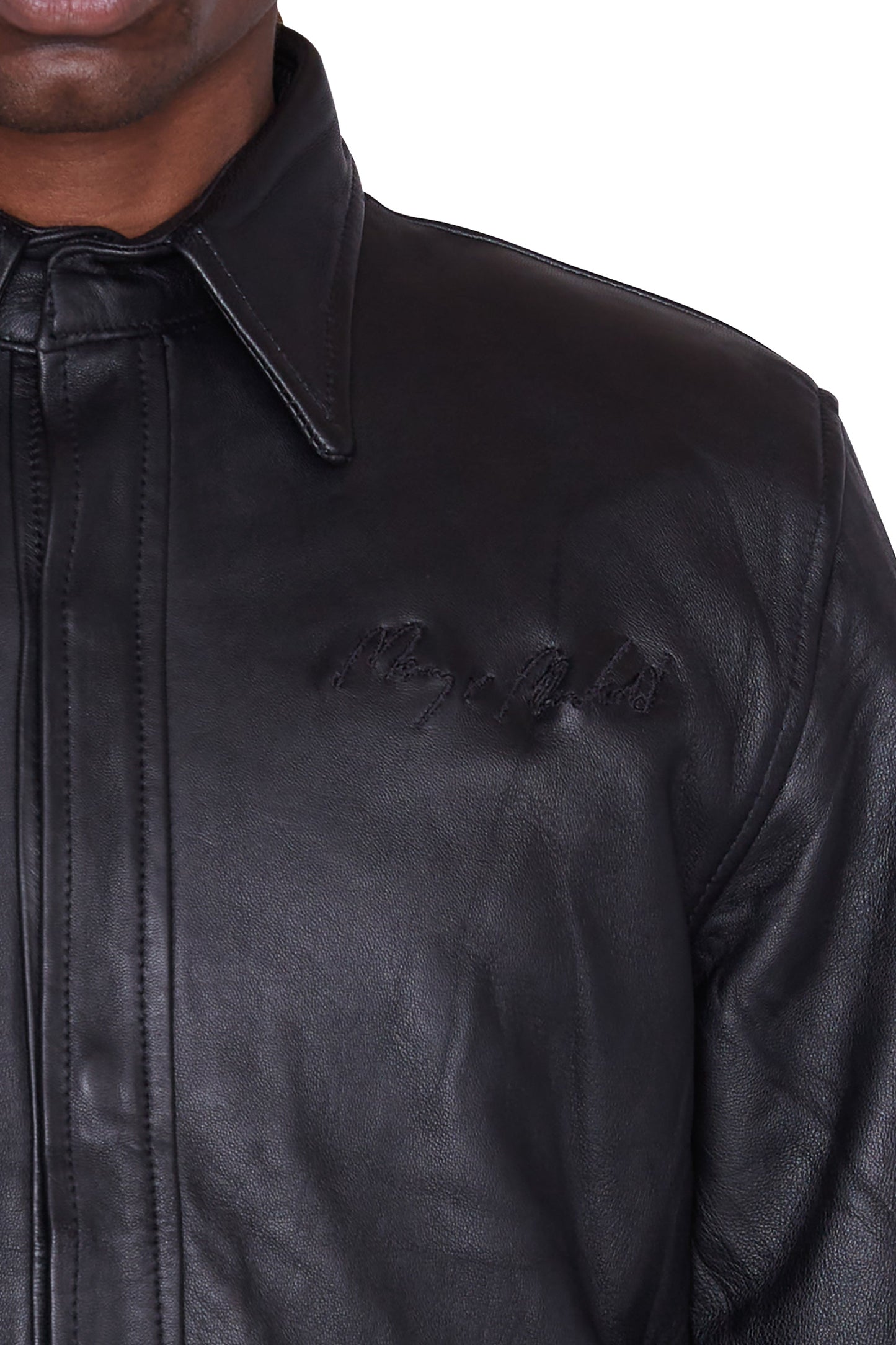 Camisa de cuero con relieve de media luna (negro)