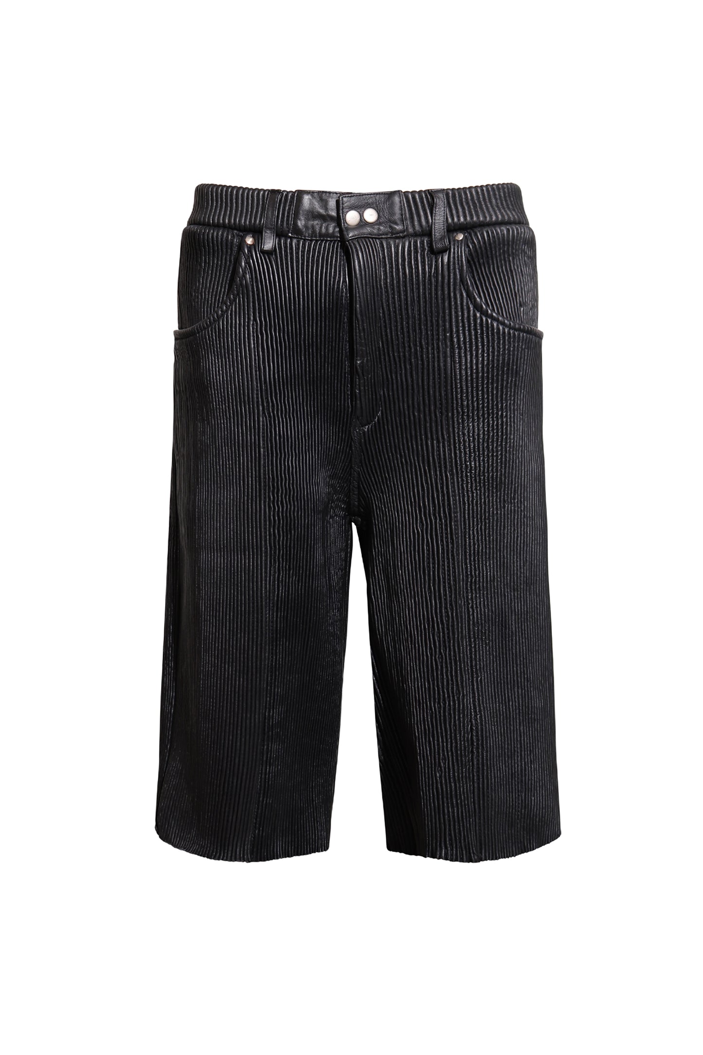 Pantalones cortos de cuero plisado