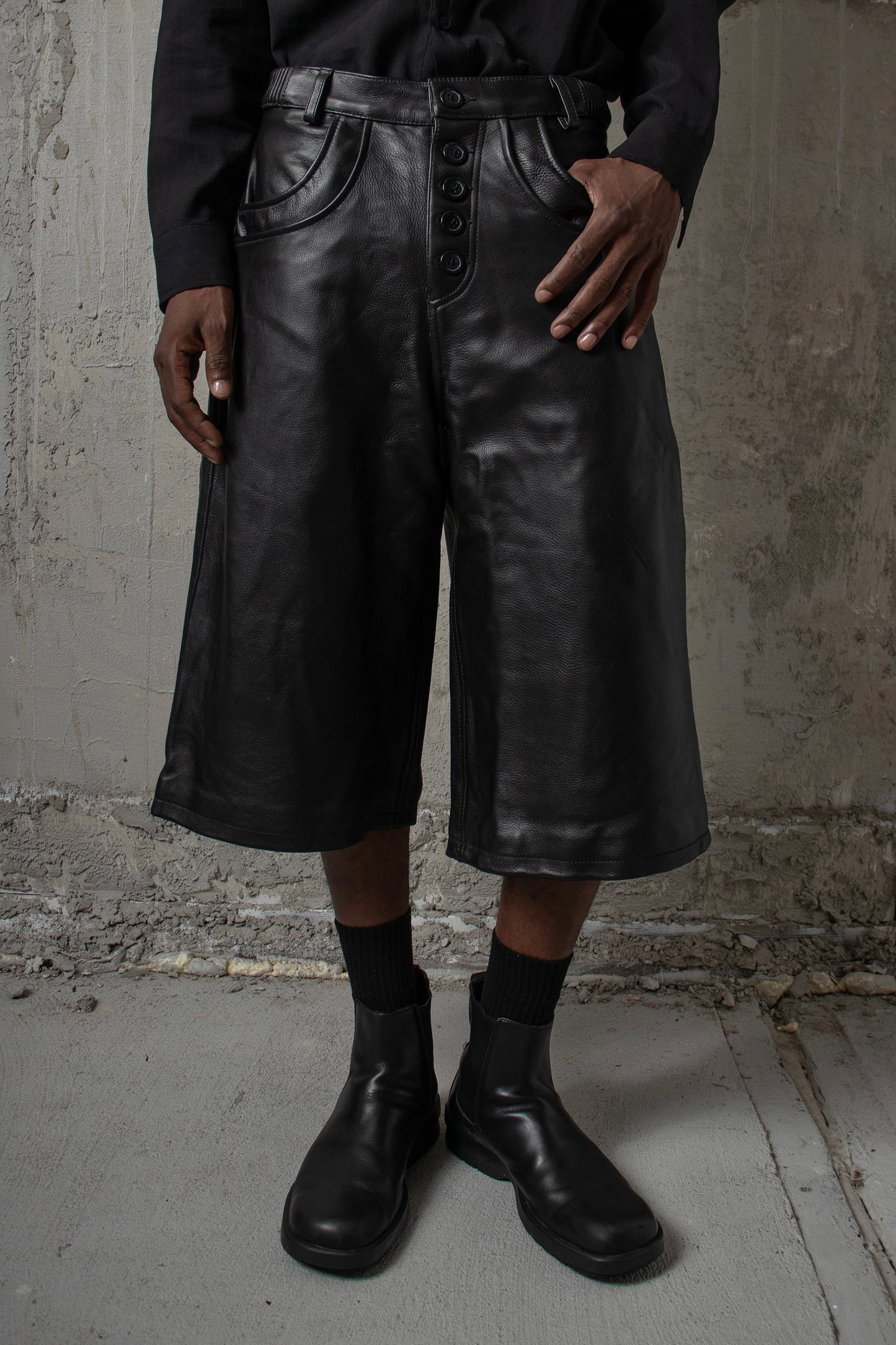 "Layl" Leather Shorts (Black)