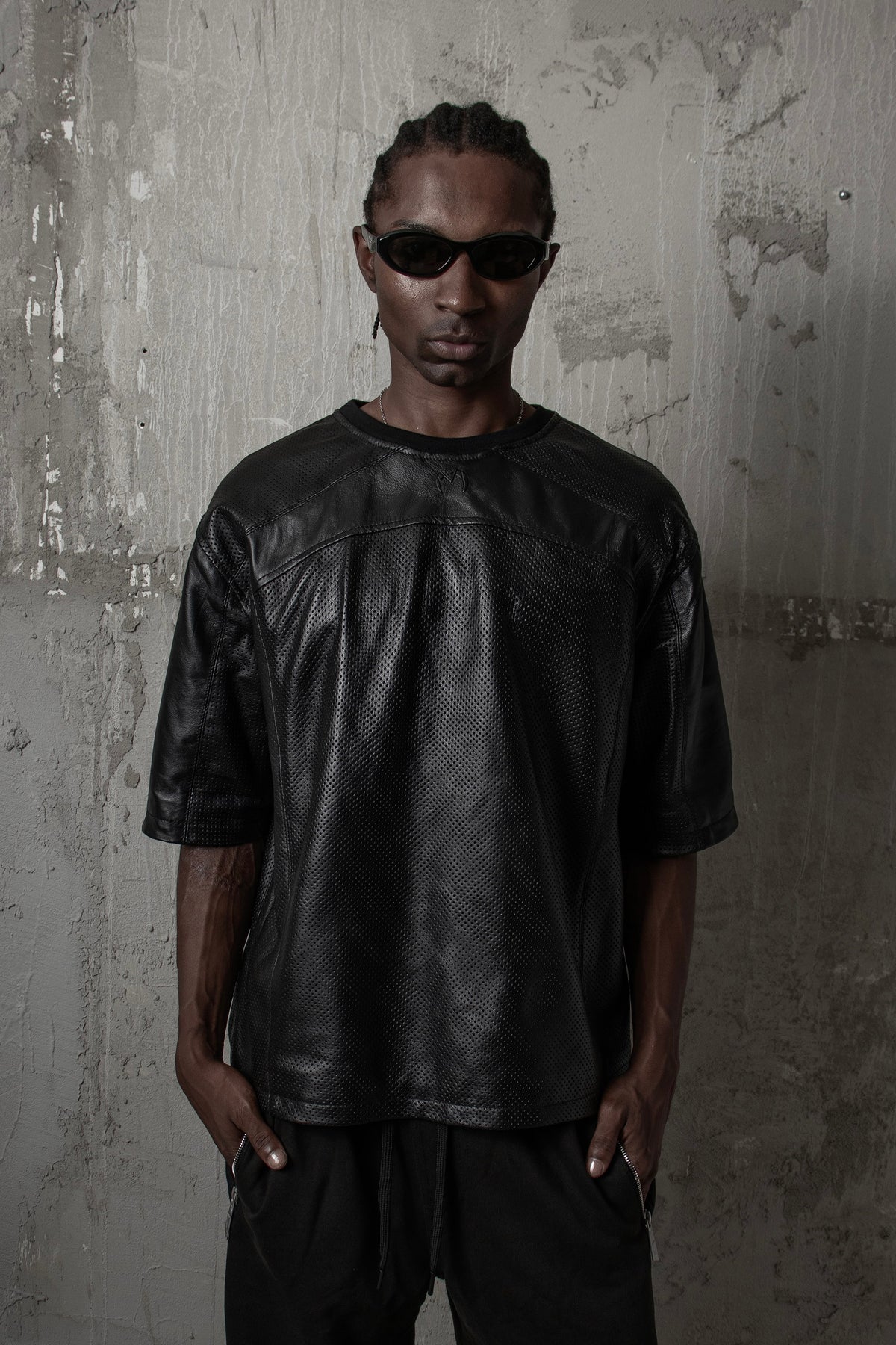 Hawā Leather Tee