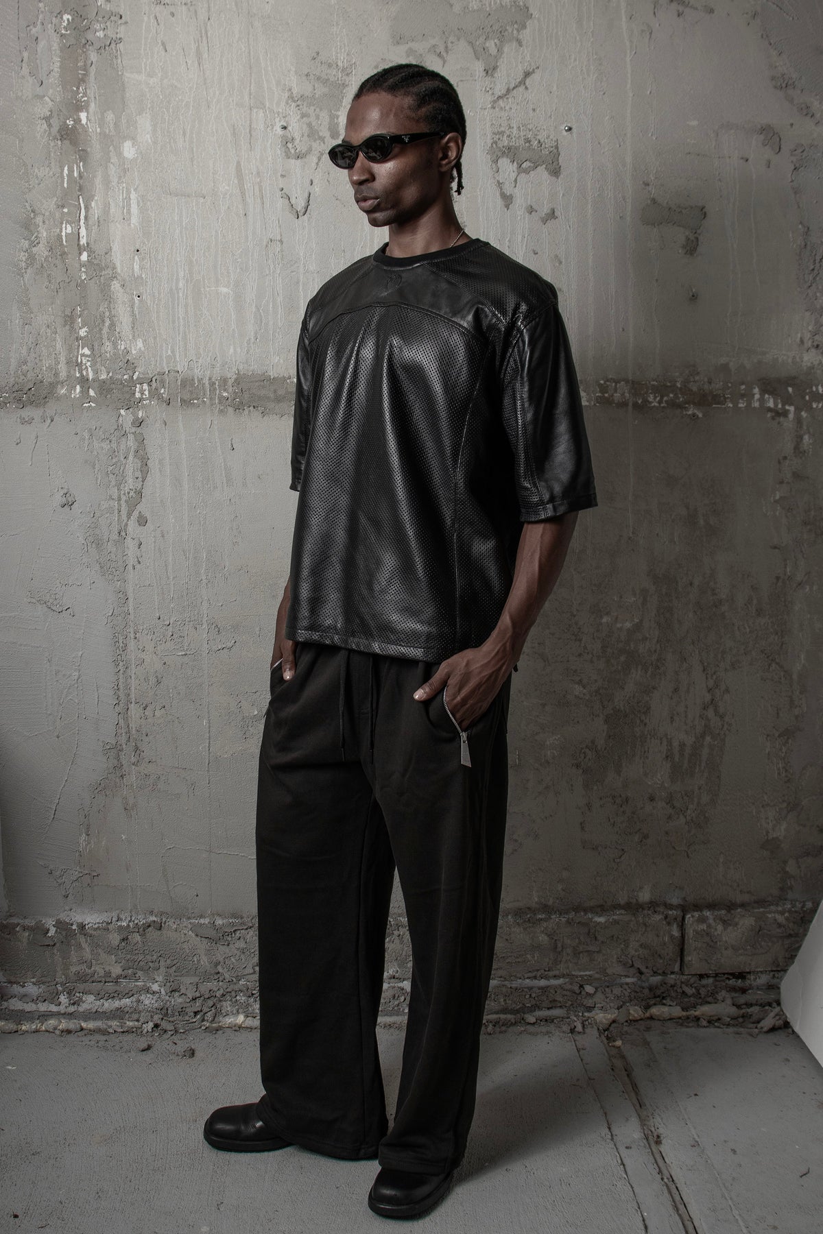Hawā Leather Tee